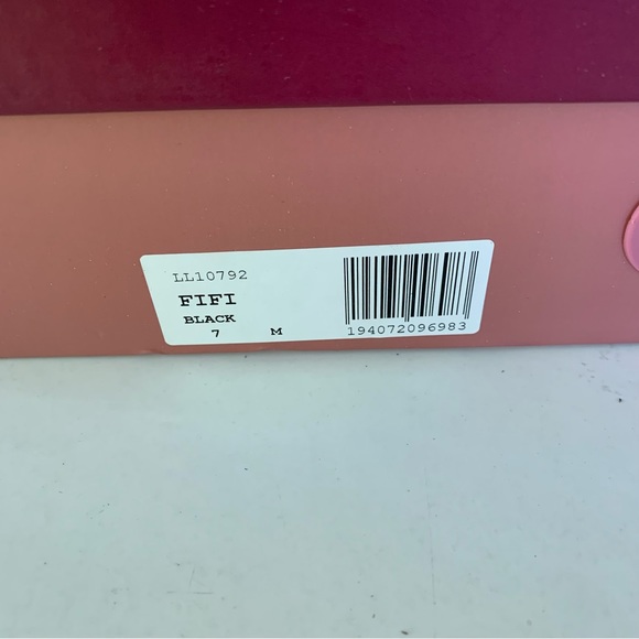 Lucca Lane Fifi Black Leather Strappy Wedge Sandals Size US 7 M - Picture 8 of 9